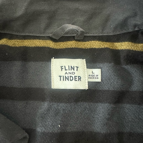 Flint and Tinder Waxed Trucker Jacket - Picture 2 of 5